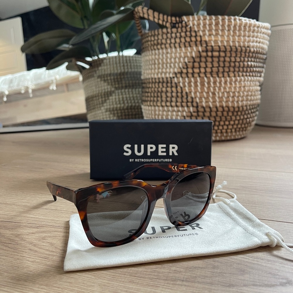 Retrosuperfuture Quadra Sunglasses - Havana Tortoise shell colour